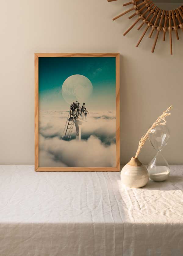 Cuadro collage surrealista de trampolín en el cielo con luna llena al fondo