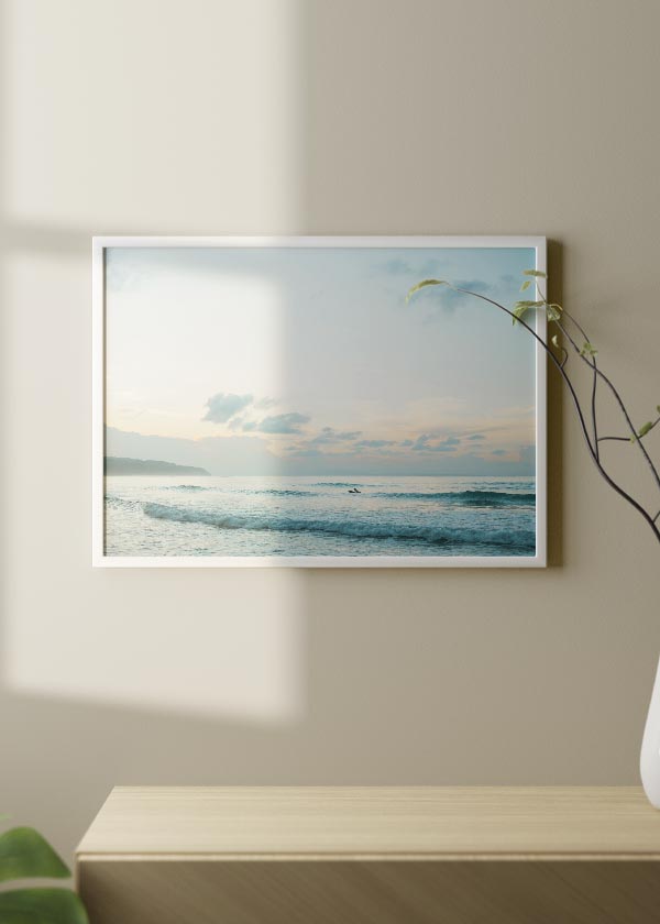 decoración con cuadros, ideas - Cuadro fotográfico y horizontal de playa y olas. Una obra con la que casi podrás sentir la brisa del océano.