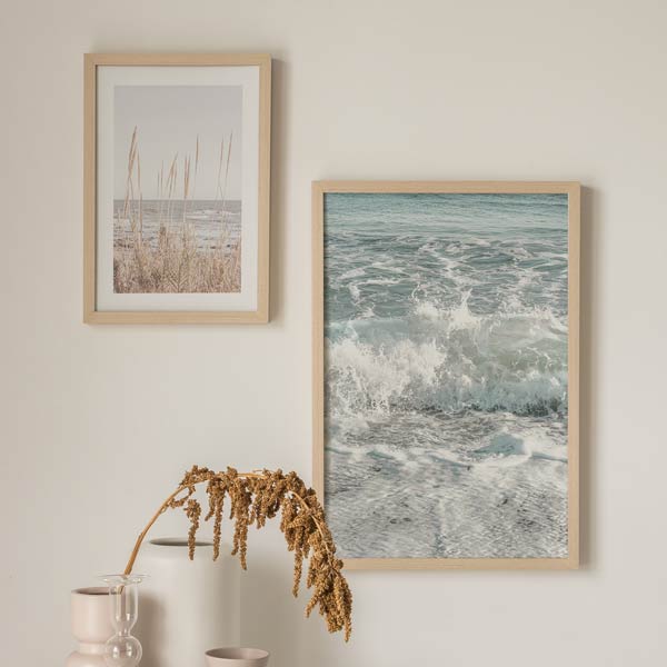 decoración con cuadros, ideas - Cuadro fotográfico de playa y vegetación. Una obra muy veraniega y fresca, cargada del azul del mar
