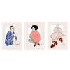 Conjunto de tres cuadros con ilustraciones artísticas de mujeres sobre fondo beige