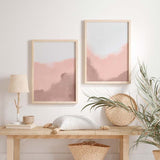 decoración con cuadros, ideas - conjunto de cuadros de estilo abstracto en tonos rosas - kuadro