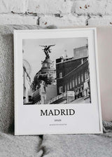 Decoración con cuadros, ideas -  cuadro ciudad de Madrid. Lámina decorativa de Madrid en blanco y negro.