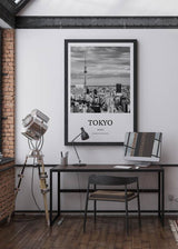 Decoración con cuadros, ideas -  cuadro con palabra Tokyo en blanco y negro