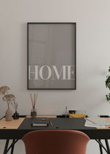 Decoración con cuadros, ideas -  lámina decorativa nórdica y minimalista con palabra "home" y fondo grisáceo
