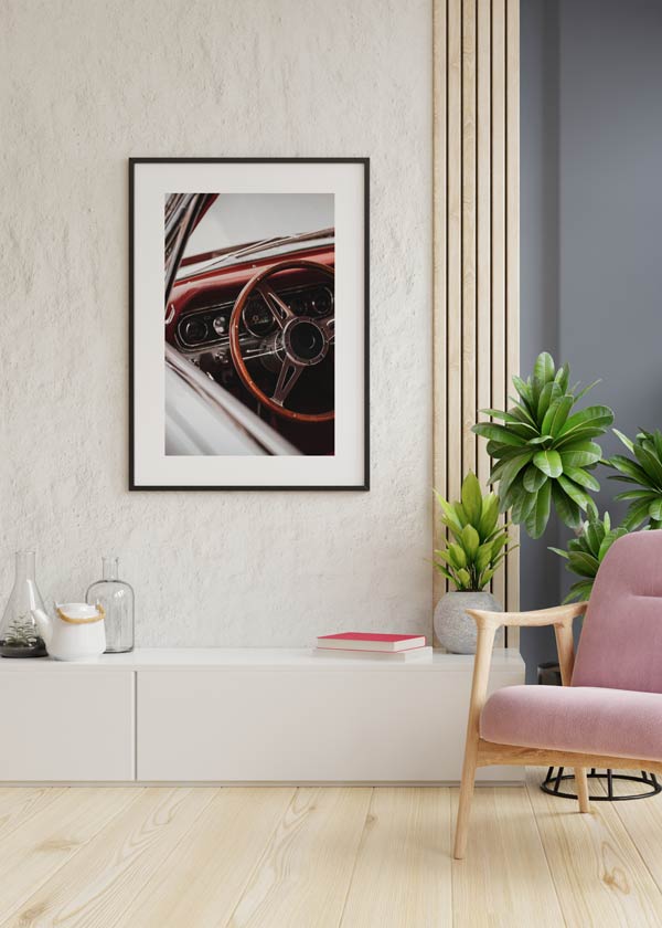 Decoración con cuadros, ideas -  cuadro fotografía de interior de coche vintage en color rojo. Lámina decorativa de foto del interior de un coche vintage.
