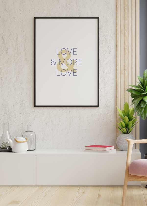 Decoración con cuadros, ideas -  cuadro con frase "amor y más amor" en inglés. Lámina decorativa con frase de amor.
