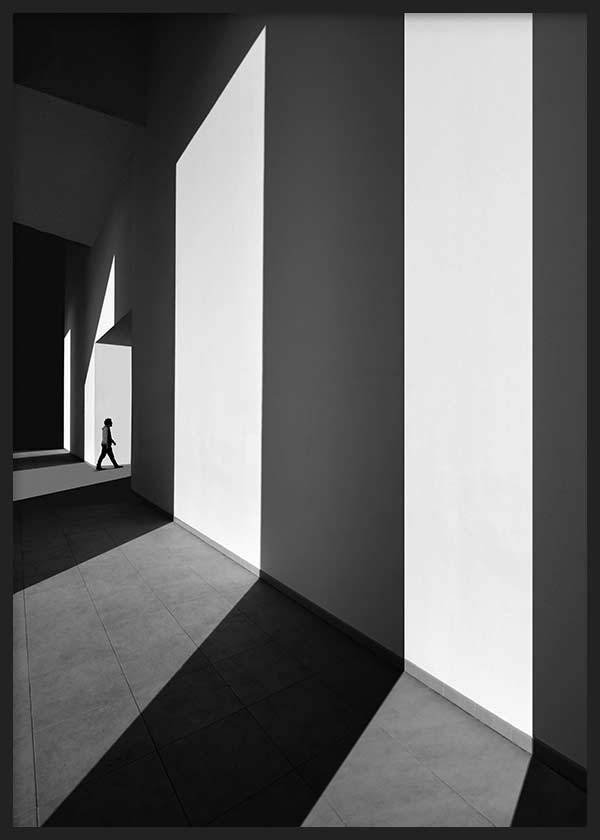 cuadro lámina decorativa fotográfica en blanco y negro de luces y sombras - kuadro