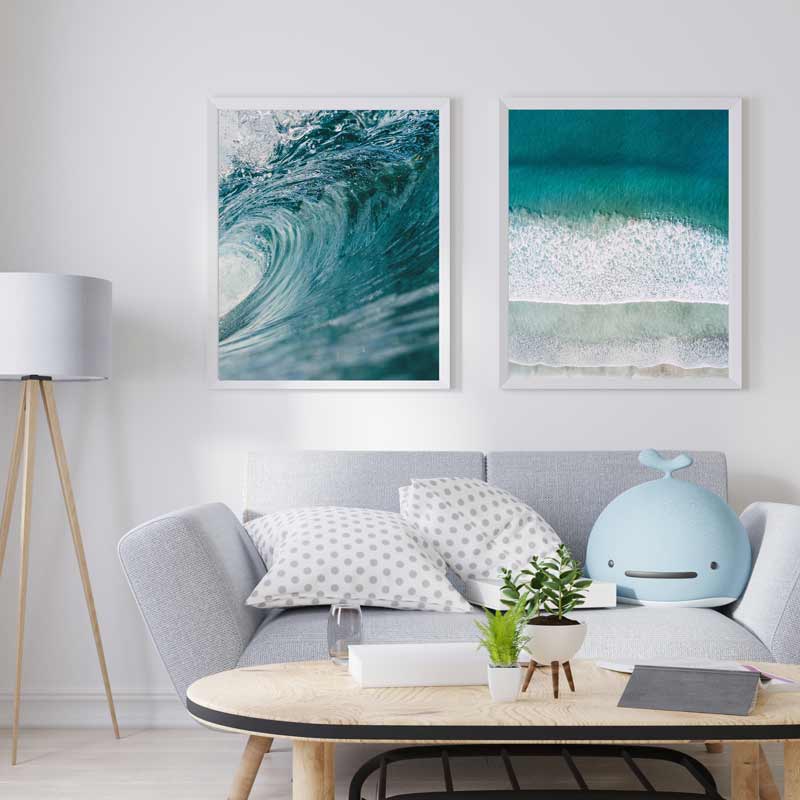 Decoración con cuadros, mural -  cuadro de fotografía de oleaje tranquilo y espumoso llegando a la playa, mar en calma. Lámina decorativa.
