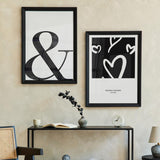 Decoración con cuadros, mural -  cuadro personalizado para parejas con ilustración de corazones. Nombres y fechas personalizables. Cuadro blanco y negro.