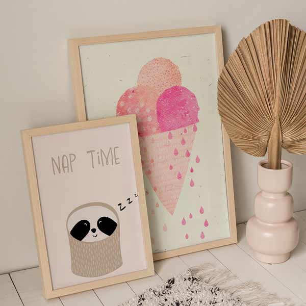 decoración con cuadros, ideas - lámina decorativa de ilustración de mapache sobre fondo beige, nap time - kuadro